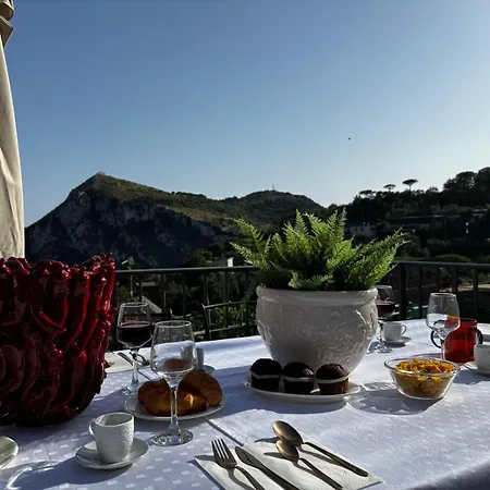 Сasa de vacaciones Torre Saracena Massa Lubrense